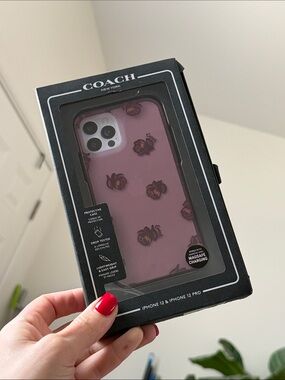 COACH Mauve Floral iPhone 12/12 Pro Case with MagSafe Compatibility